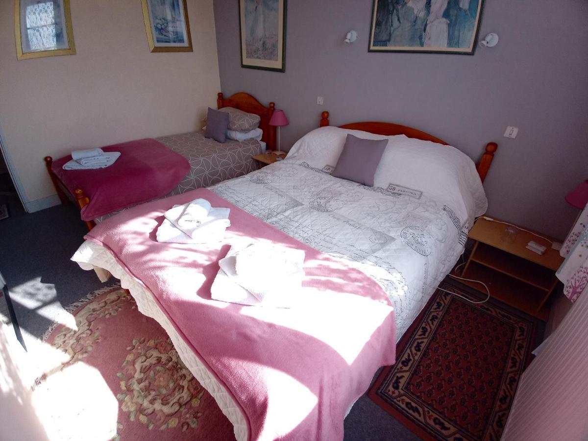Lenard Charles Bed & Breakfast Juvigny-Val-d'Andaine Exterior photo