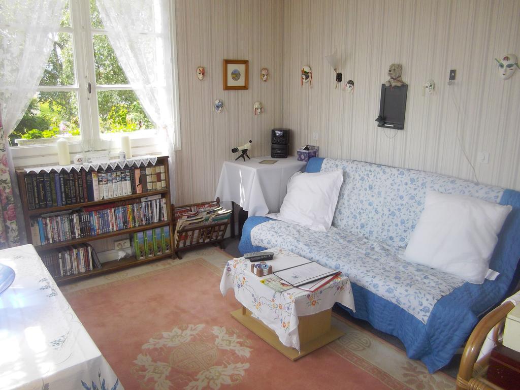 Lenard Charles Bed & Breakfast Juvigny-Val-d'Andaine Room photo